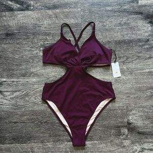 NWT Plunge Twist-Front Monokini One Piece Swimsuit
